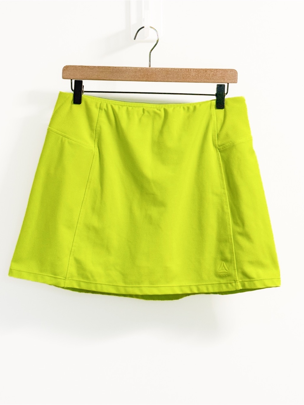 Reebok Neon Yellow Athletic Skort Women’s Large Golf Tennis Built-In Shorts